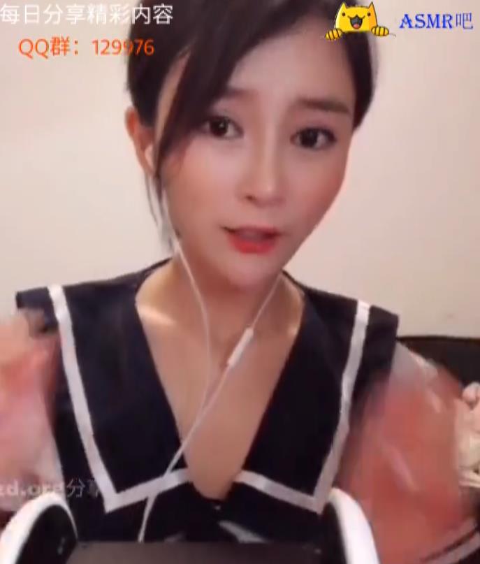 30092756.jpg 《水手服芦荟胶摩擦喘息诱惑》NJ:筱楠